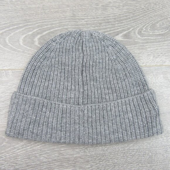 Lacoste Crocodile Big Patch Grey Wool Beanie Cap One Size NEW - Picture 9 of 13